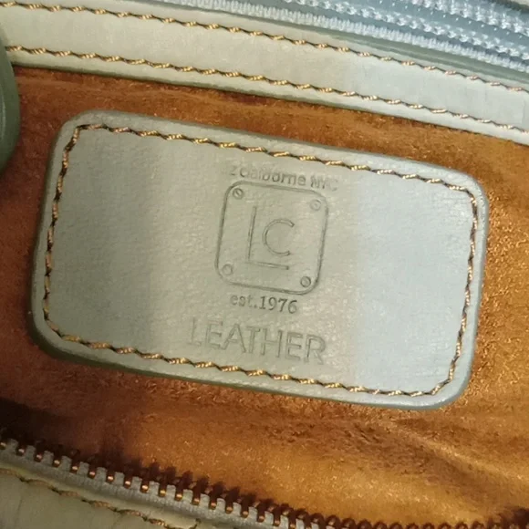 Liz Cliaborne leather Bag - Picture 6 of 6